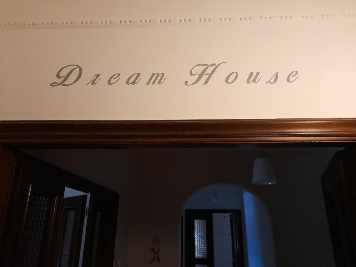 Appartamento Dreamhouse LʼAquila Esterno foto